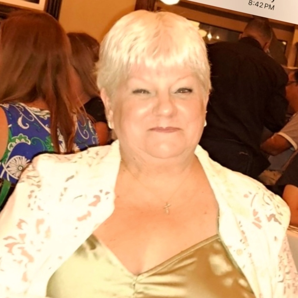 Meet your Posher, Renee